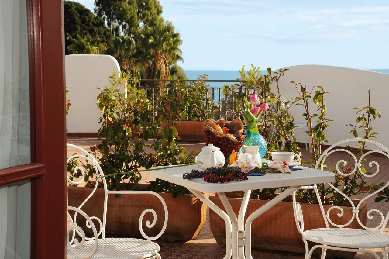 La Locanda Azzurra Sanremo Exteriör bild